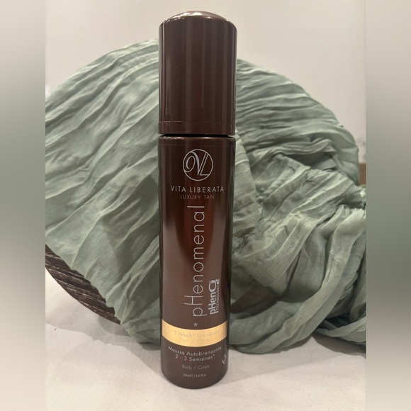 Vita Liberata pHenomenal 2–3 Week Tan Mousse • Fair • 8.45 fl oz / 250 ml - Picture 1 of 5